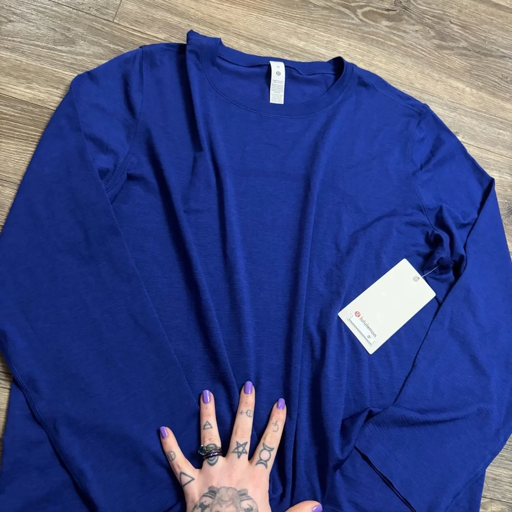 NWT Lululemon Swiftly Relaxed Long-Sleeve Shirt 2.0 *Updated (Deep Sea Blue) 14